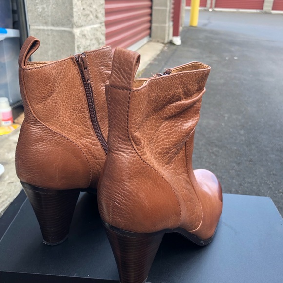 Sofft 1419400 Womens Brown Conac leather Ankle Booties Boots Size 10M - Picture 6 of 11